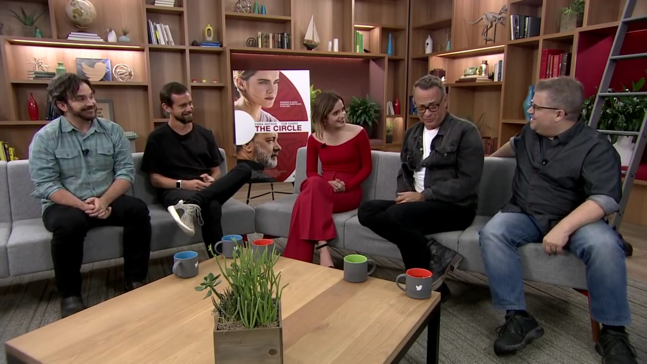 EmmaWatsonFan-dot-nl_TheCircle-TwitterQandA2401.jpg