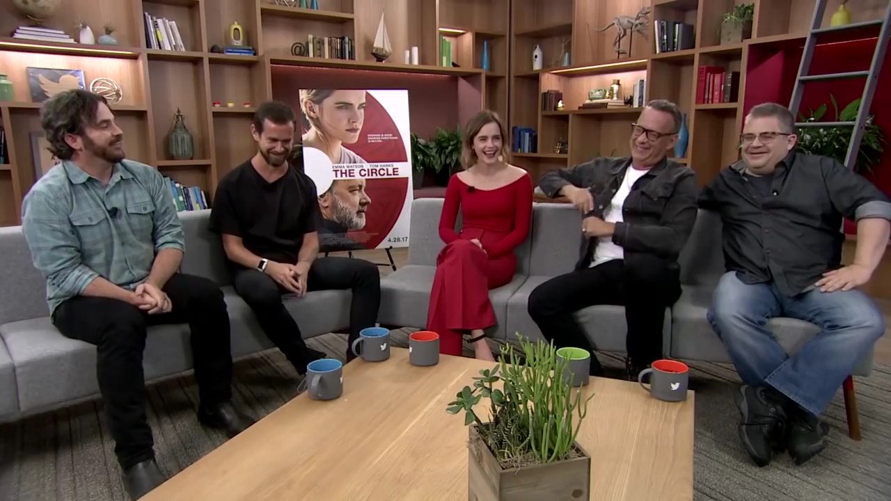 EmmaWatsonFan-dot-nl_TheCircle-TwitterQandA2498.jpg