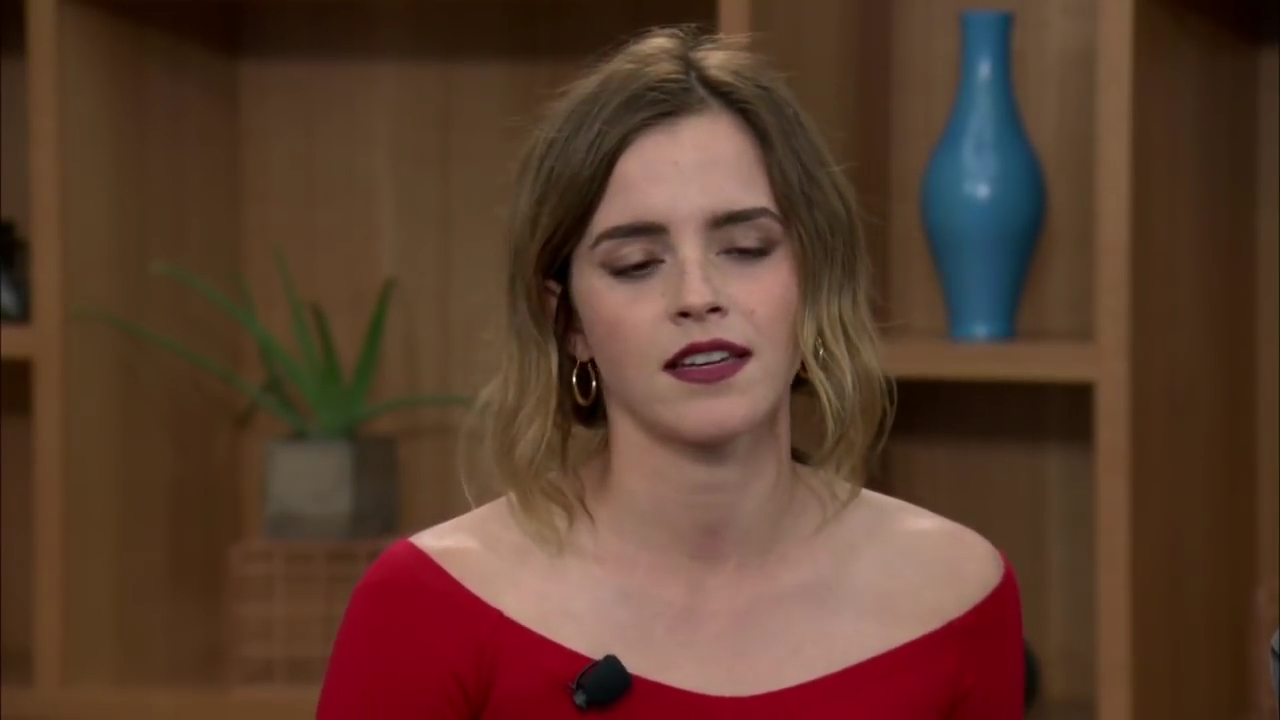 EmmaWatsonFan-dot-nl_TheCircle-TwitterQandA2739.jpg