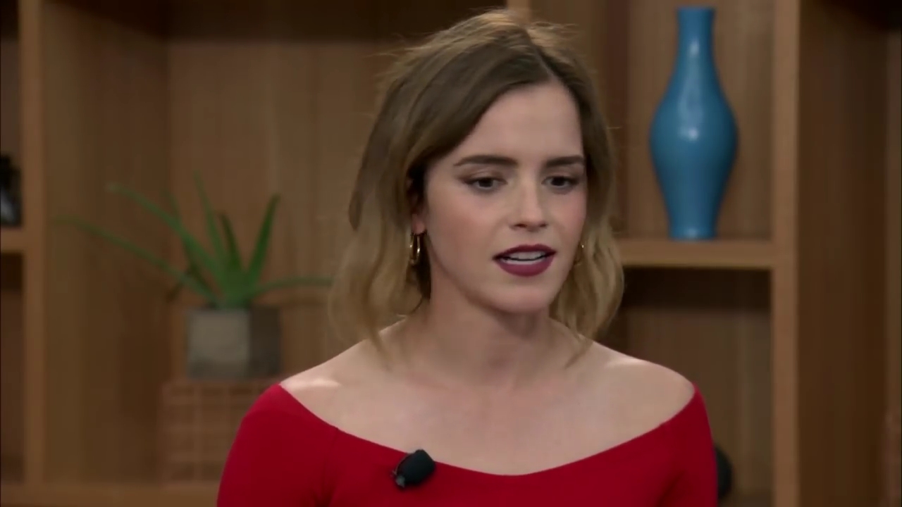 EmmaWatsonFan-dot-nl_TheCircle-TwitterQandA2744.jpg