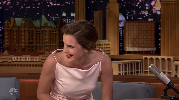 EmmaWatsonFan-dot-NL_24april2017TheTonightShowWithJimmyFallon0068.jpg