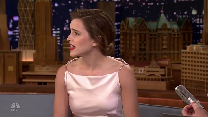 EmmaWatsonFan-dot-NL_24april2017TheTonightShowWithJimmyFallon0089.jpg