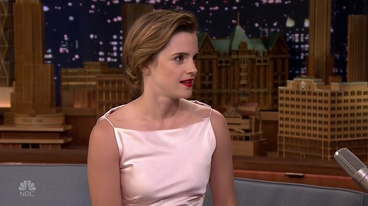 EmmaWatsonFan-dot-NL_24april2017TheTonightShowWithJimmyFallon0212.jpg