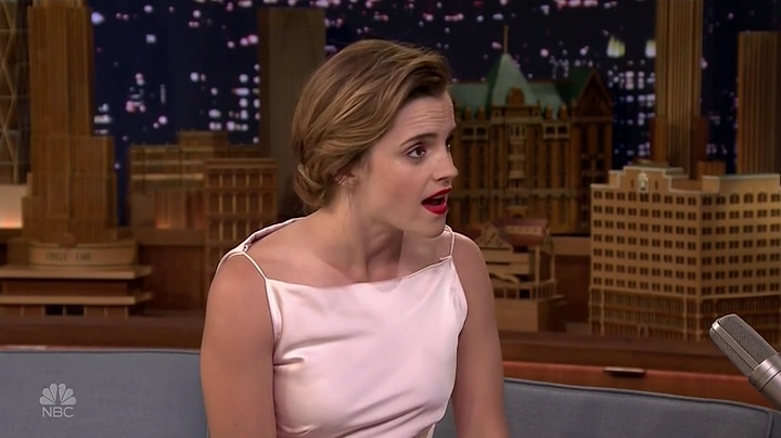 EmmaWatsonFan-dot-NL_24april2017TheTonightShowWithJimmyFallon0213.jpg