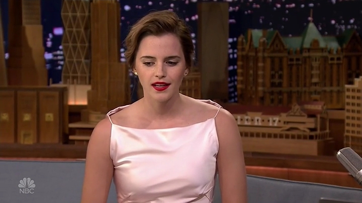 EmmaWatsonFan-dot-NL_24april2017TheTonightShowWithJimmyFallon0285.jpg