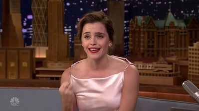 EmmaWatsonFan-dot-NL_24april2017TheTonightShowWithJimmyFallon0121.jpg