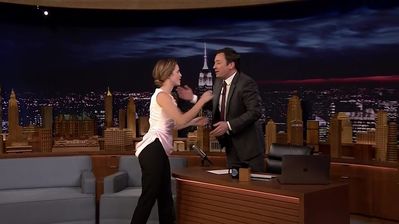 EmmaWatsonFan-dot-NL_24april2017TheTonightShowWithJimmyFallon0406.jpg