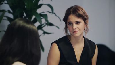 EmmaWatsonFan-dot-NL_2018OurSharedShelfWithRupiKaur1479.jpg