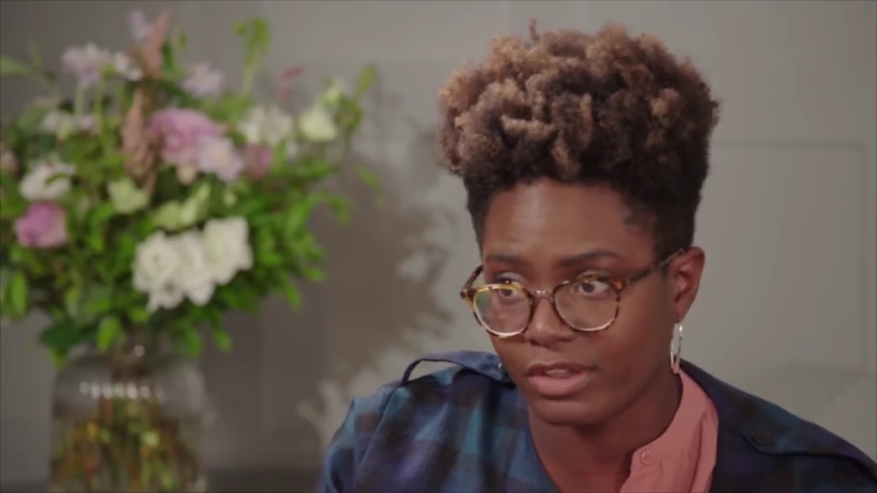 EmmaWatsonFan-dot-nl_OurSharedShelfwithReniEddo-Lodge0580.jpg EmmaWatsonFan-dot-nl_OurSharedShelfwithReniEddo-Lodge0580.jpg