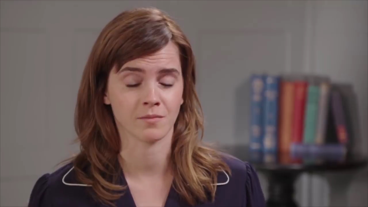 EmmaWatsonFan-dot-nl_OurSharedShelfwithReniEddo-Lodge0711.jpg