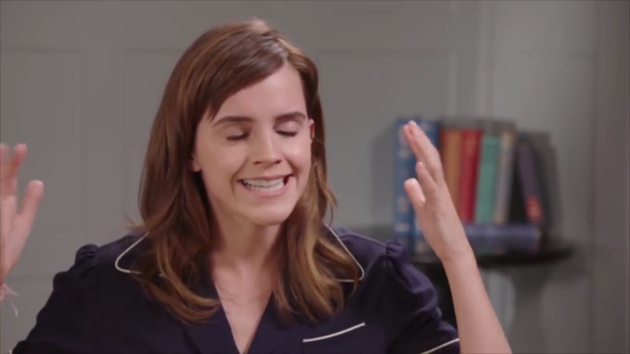 EmmaWatsonFan-dot-nl_OurSharedShelfwithReniEddo-Lodge1436.jpg EmmaWatsonFan-dot-nl_OurSharedShelfwithReniEddo-Lodge1436.jpg