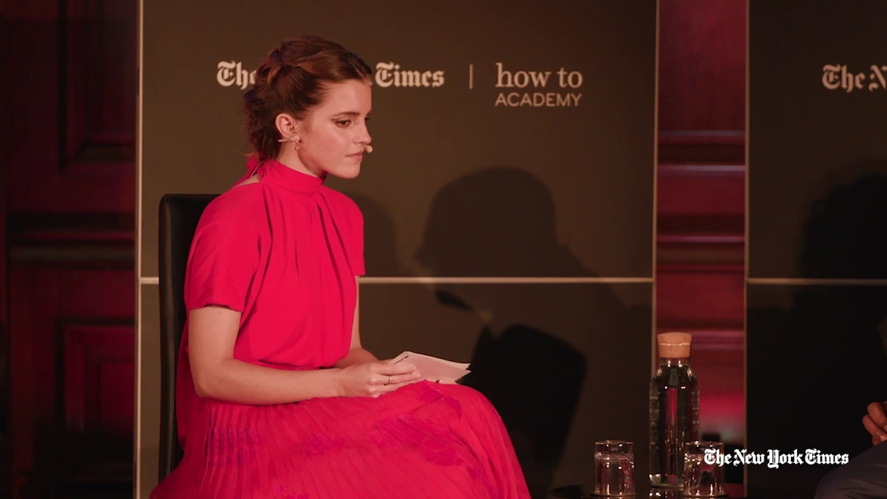 EmmaWatsonFan-dot-nl_2019HowToAcademy02510.jpg EmmaWatsonFan-dot-nl_2019HowToAcademy02510.jpg