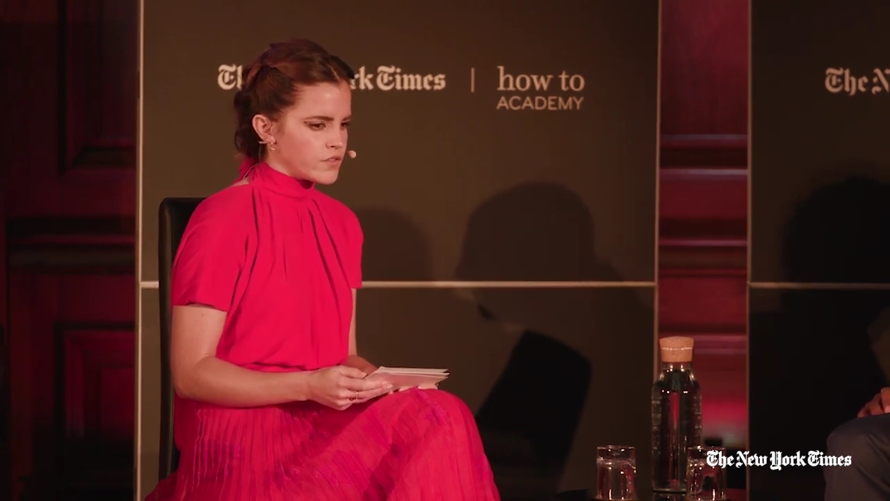 EmmaWatsonFan-dot-nl_2019HowToAcademy03100.jpg