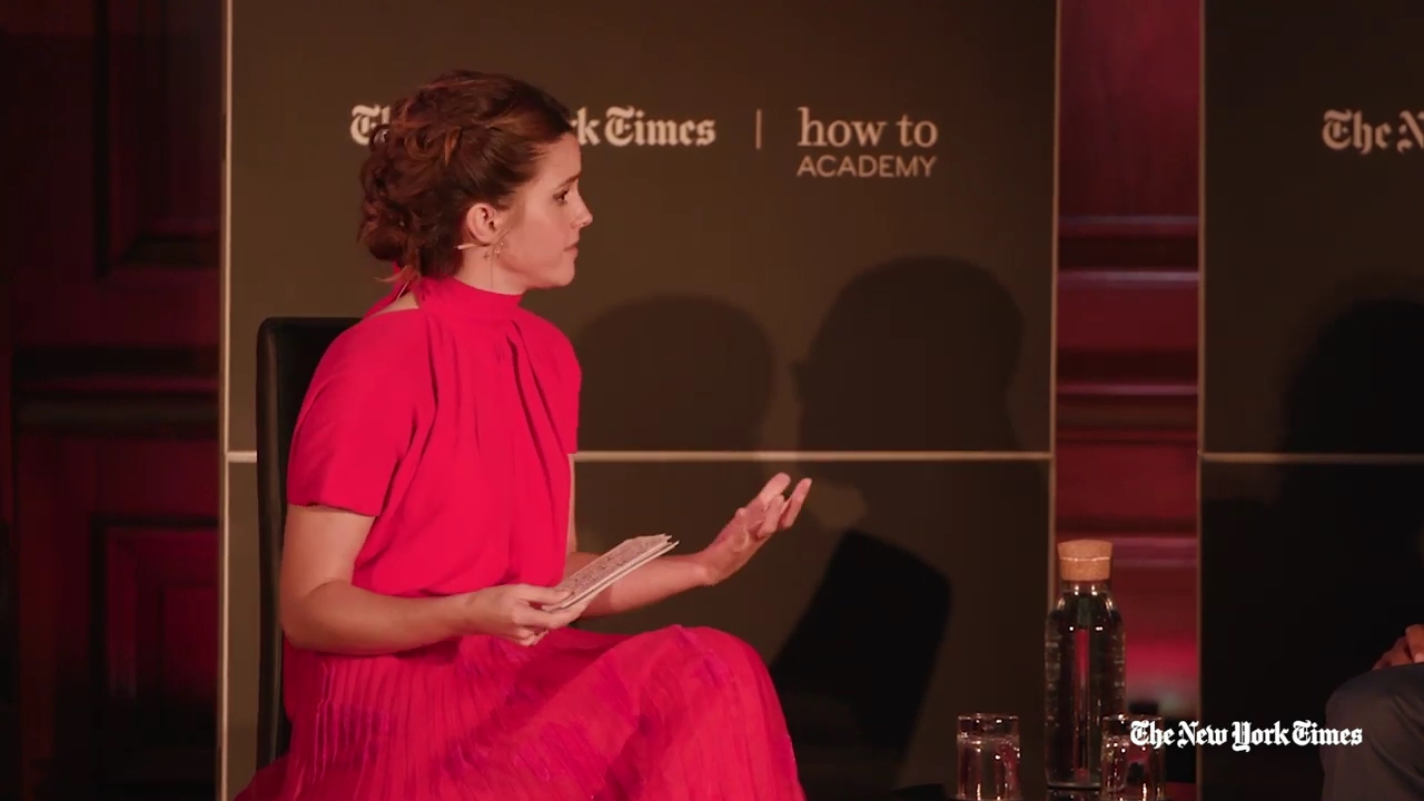EmmaWatsonFan-dot-nl_2019HowToAcademy03112.jpg
