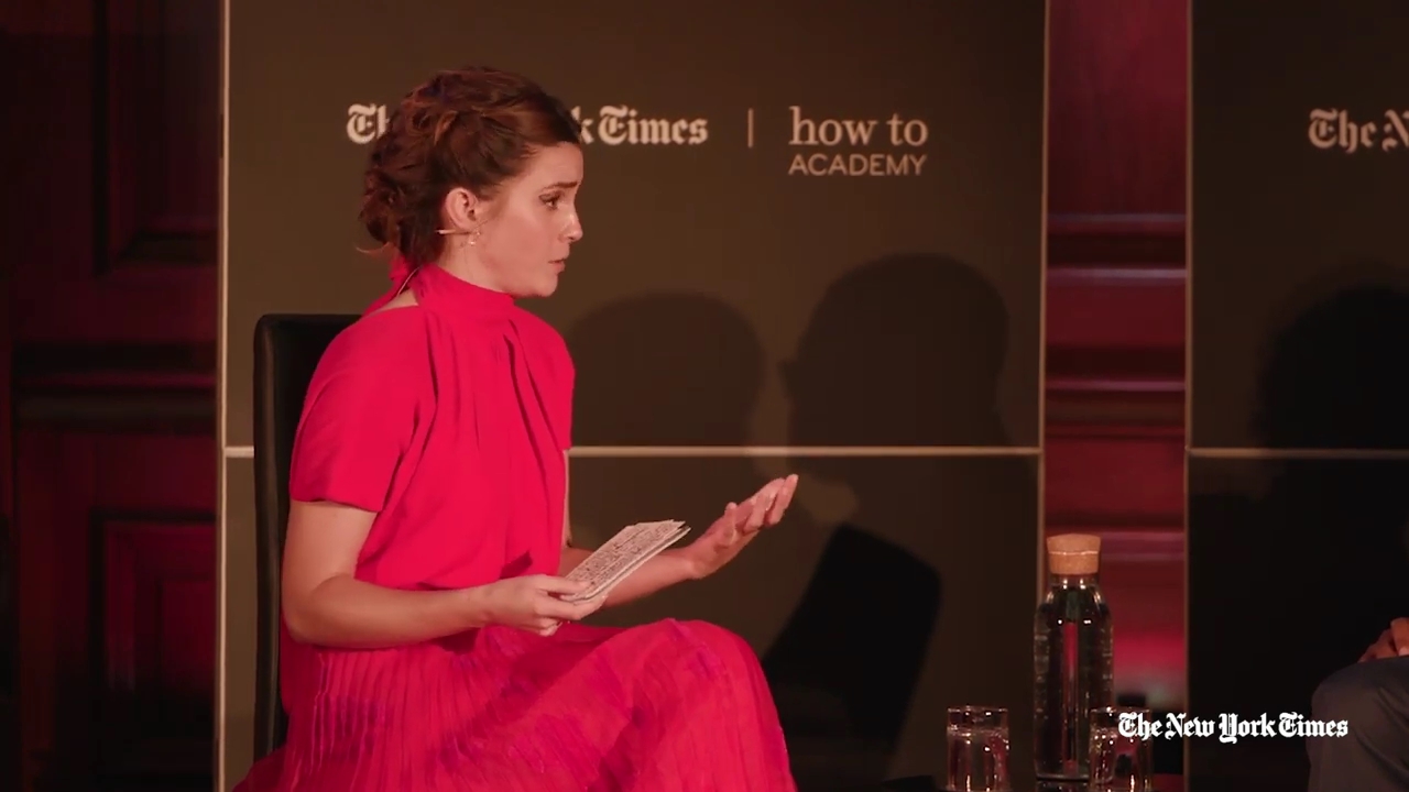 EmmaWatsonFan-dot-nl_2019HowToAcademy03113.jpg
