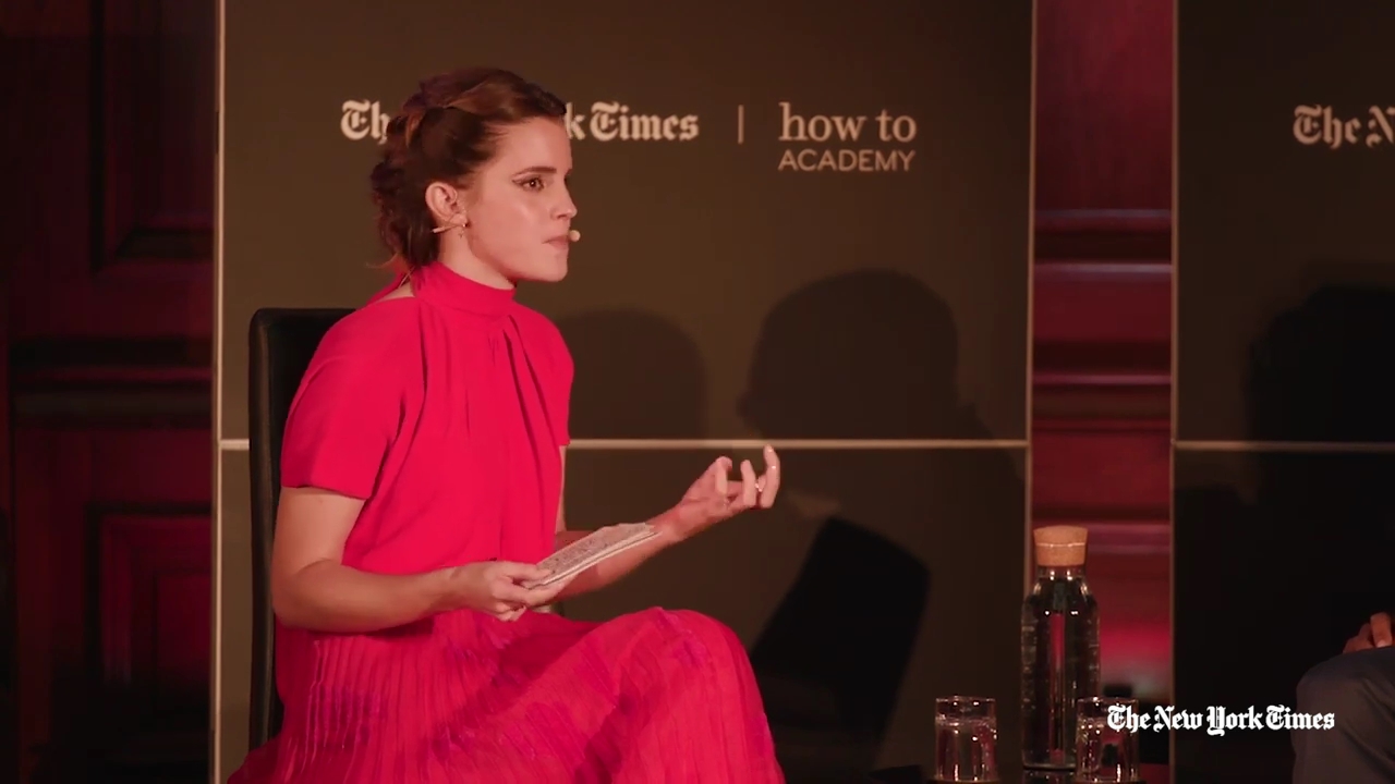 EmmaWatsonFan-dot-nl_2019HowToAcademy03121.jpg
