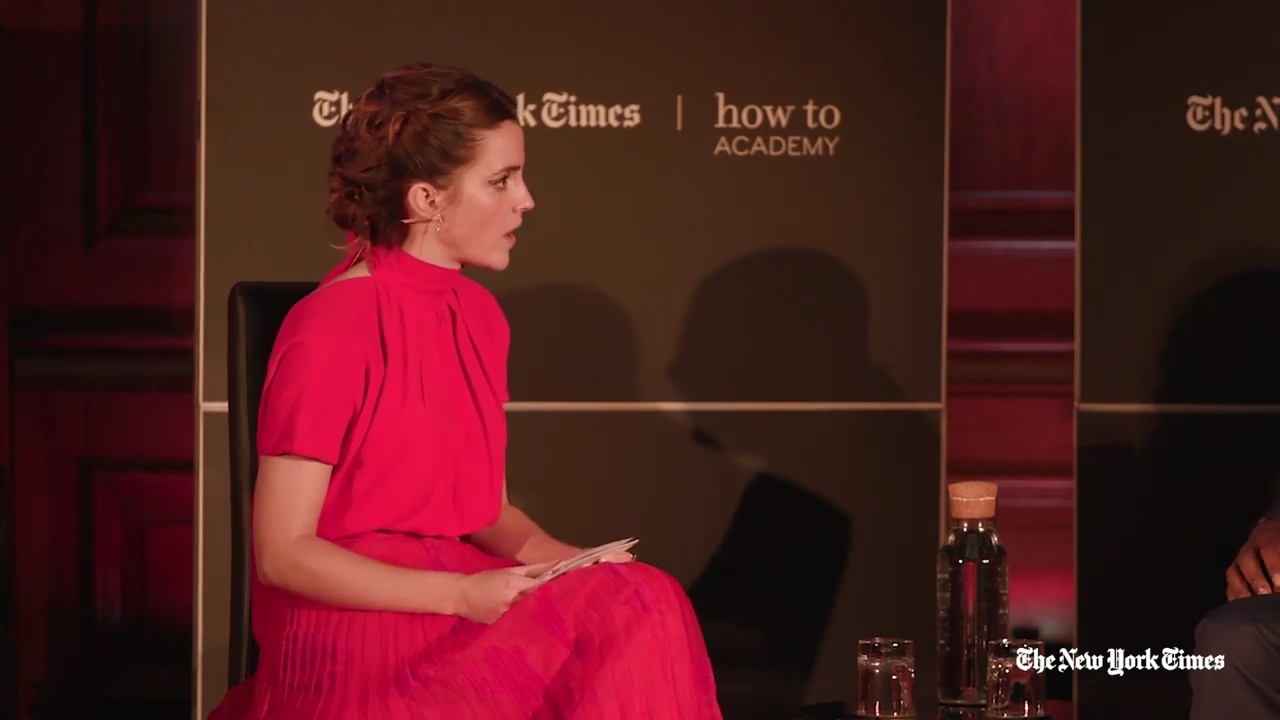 EmmaWatsonFan-dot-nl_2019HowToAcademy03126.jpg