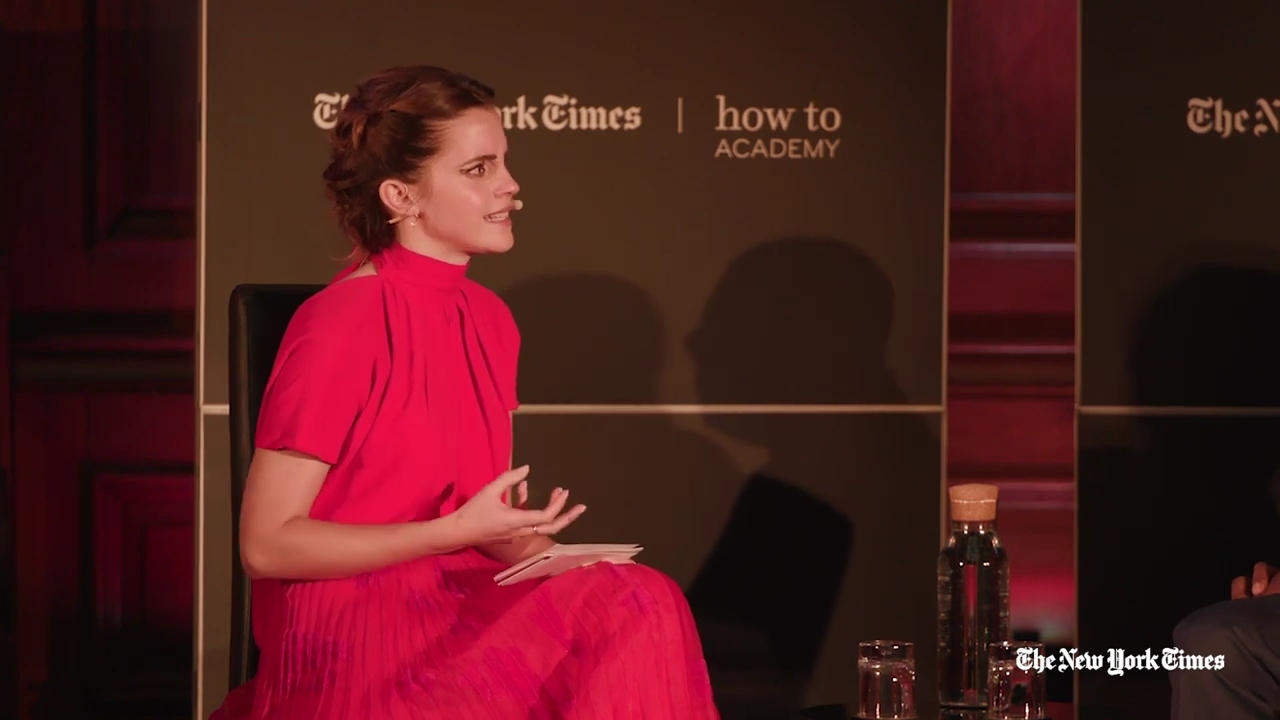 EmmaWatsonFan-dot-nl_2019HowToAcademy03130.jpg