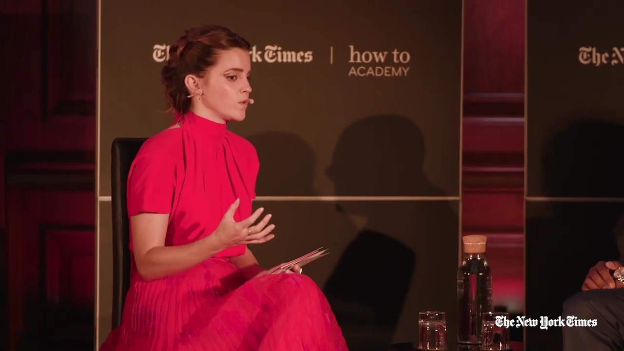 EmmaWatsonFan-dot-nl_2019HowToAcademy03660.jpg