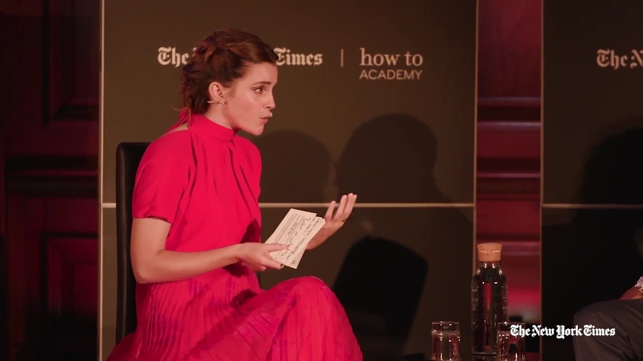 EmmaWatsonFan-dot-nl_2019HowToAcademy04518.jpg