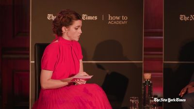 EmmaWatsonFan-dot-nl_2019HowToAcademy01694.jpg