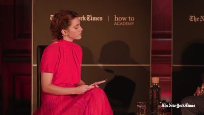 EmmaWatsonFan-dot-nl_2019HowToAcademy04348.jpg