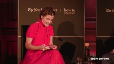 EmmaWatsonFan-dot-nl_2019HowToAcademy04512.jpg