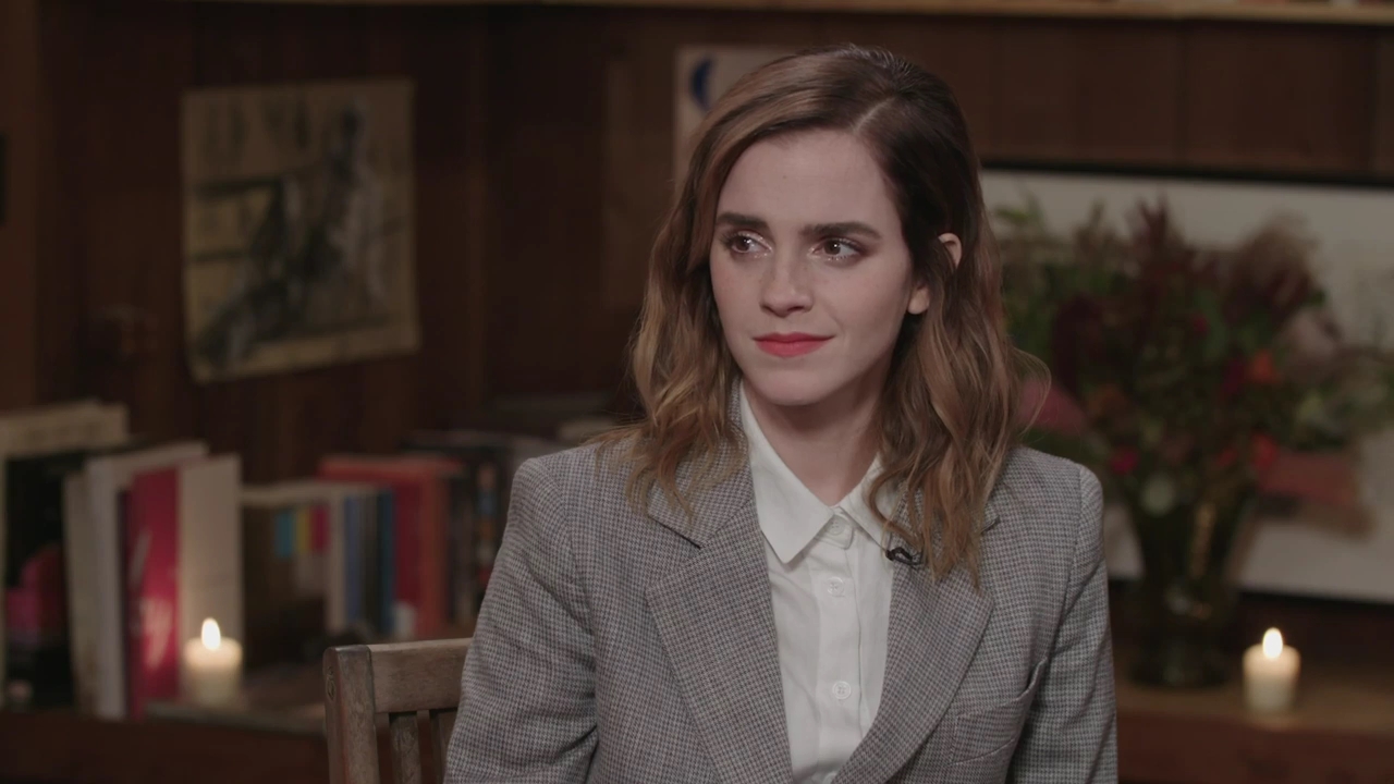 EmmaWatsonFan-dot-nl_2019OurSharedShelf-InterviewRebeccaSolnit1304.jpg
