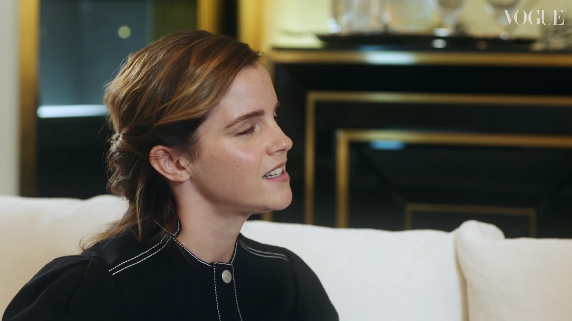 EmmaWatsonFan-dot-nl_2019VogueUK00312.jpg