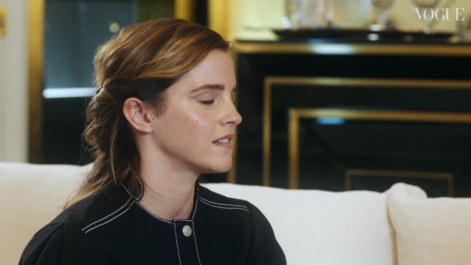 EmmaWatsonFan-dot-nl_2019VogueUK00403.jpg
