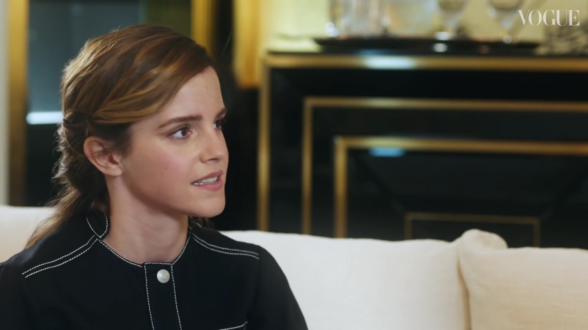 EmmaWatsonFan-dot-nl_2019VogueUK00422.jpg