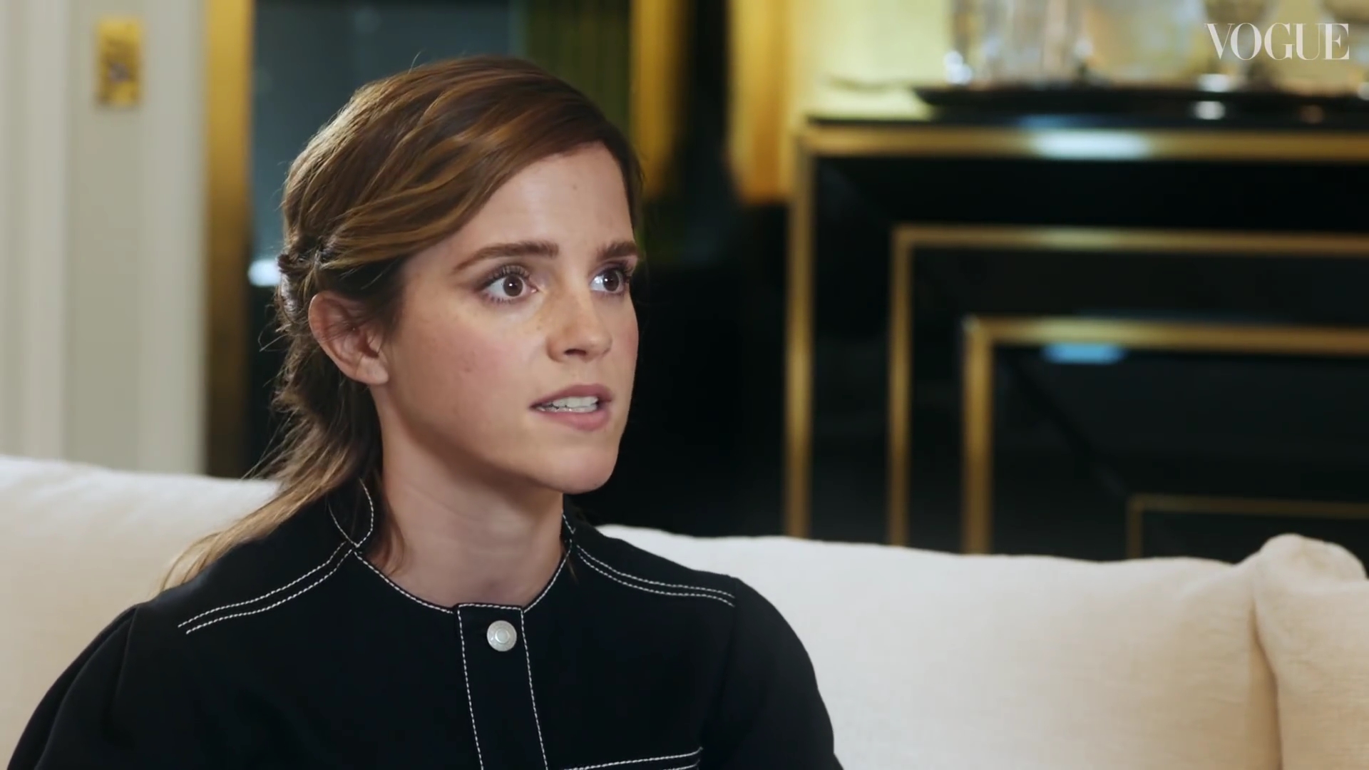 EmmaWatsonFan-dot-nl_2019VogueUK00651.jpg