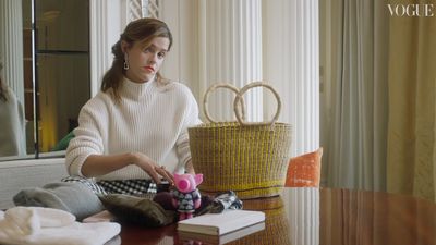 EmmaWatsonFan-dot-nl_2019Vogue-InTheBag0141.jpg