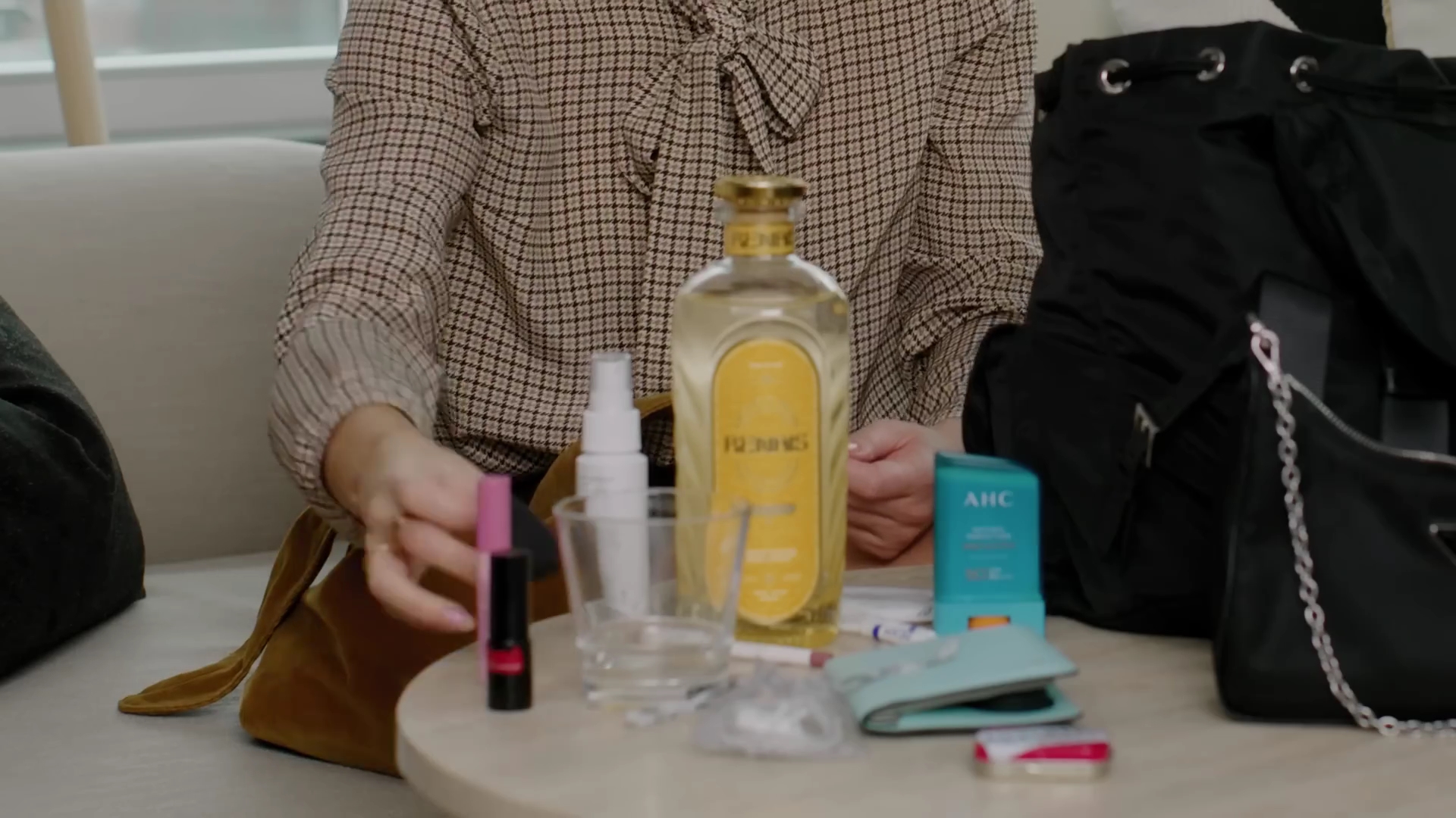 EmmaWatsonFan-dot-nl-2023Vouge-InsideEmmasPradaBackpack0119.jpg EmmaWatsonFan-dot-nl-2023Vouge-InsideEmmasPradaBackpack0119.jpg