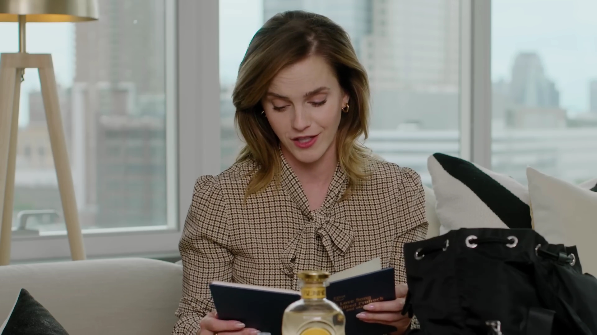 EmmaWatsonFan-dot-nl-2023Vouge-InsideEmmasPradaBackpack0249.jpg EmmaWatsonFan-dot-nl-2023Vouge-InsideEmmasPradaBackpack0249.jpg