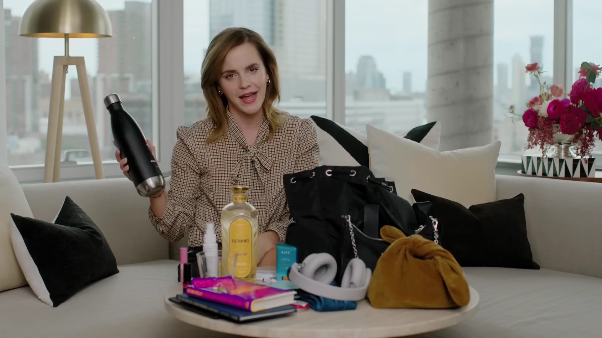 EmmaWatsonFan-dot-nl-2023Vouge-InsideEmmasPradaBackpack0279.jpg EmmaWatsonFan-dot-nl-2023Vouge-InsideEmmasPradaBackpack0279.jpg