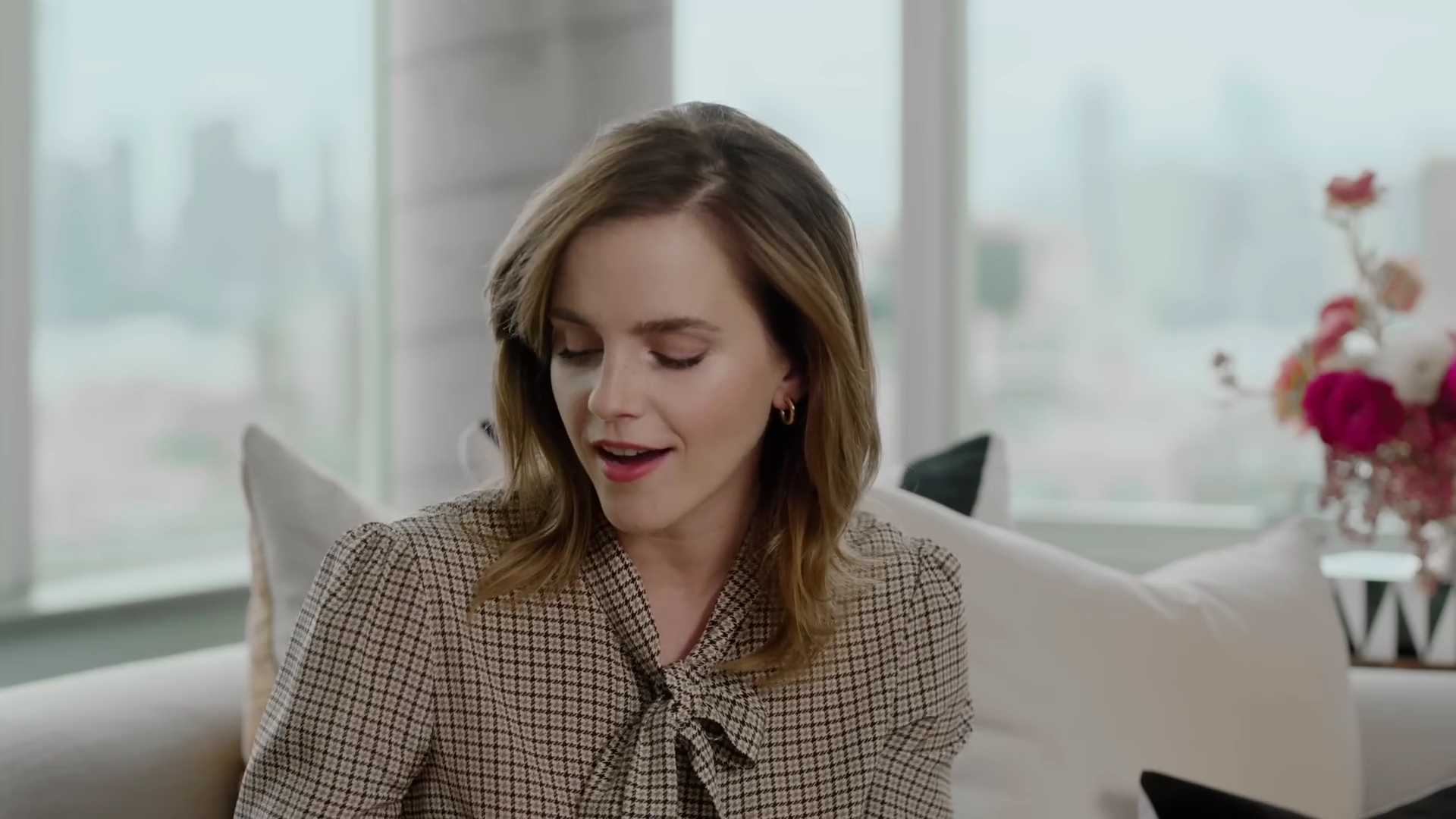 EmmaWatsonFan-dot-nl-2023Vouge-InsideEmmasPradaBackpack0421.jpg EmmaWatsonFan-dot-nl-2023Vouge-InsideEmmasPradaBackpack0421.jpg