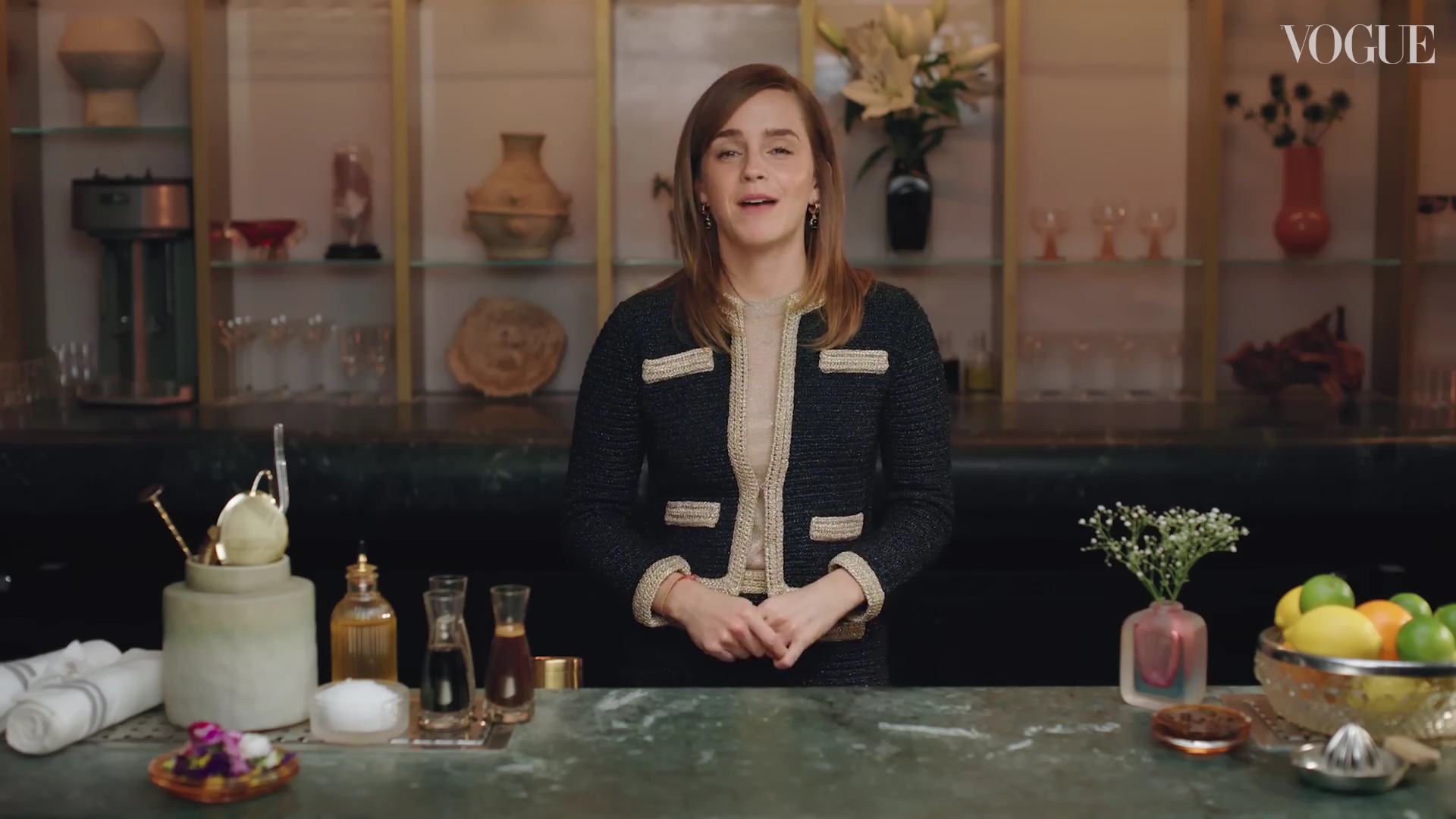 EmmaWatsonFan-dot-nl-2023VougeUK-MakingCocktails0028.jpg