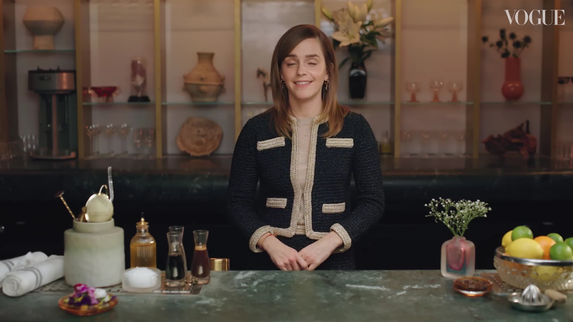 EmmaWatsonFan-dot-nl-2023VougeUK-MakingCocktails0029.jpg