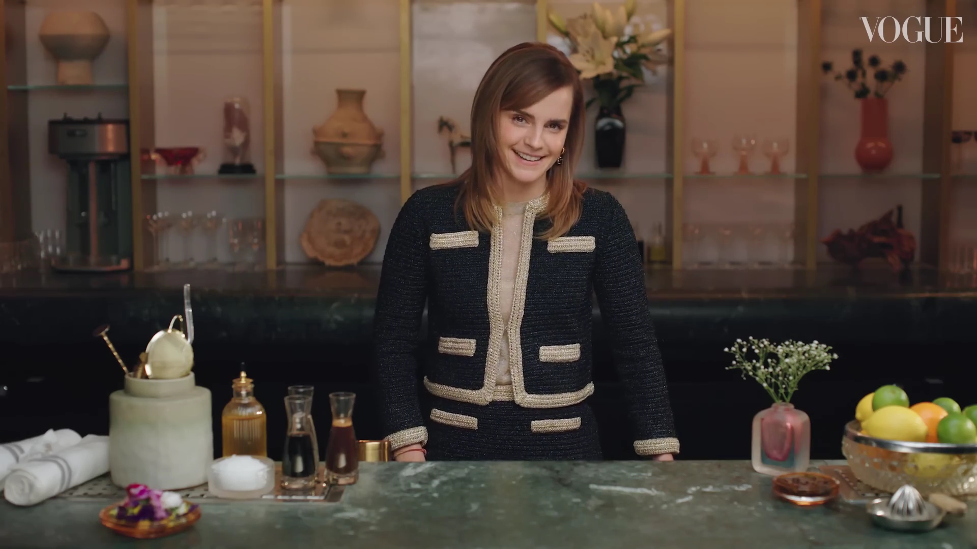 EmmaWatsonFan-dot-nl-2023VougeUK-MakingCocktails0040.jpg