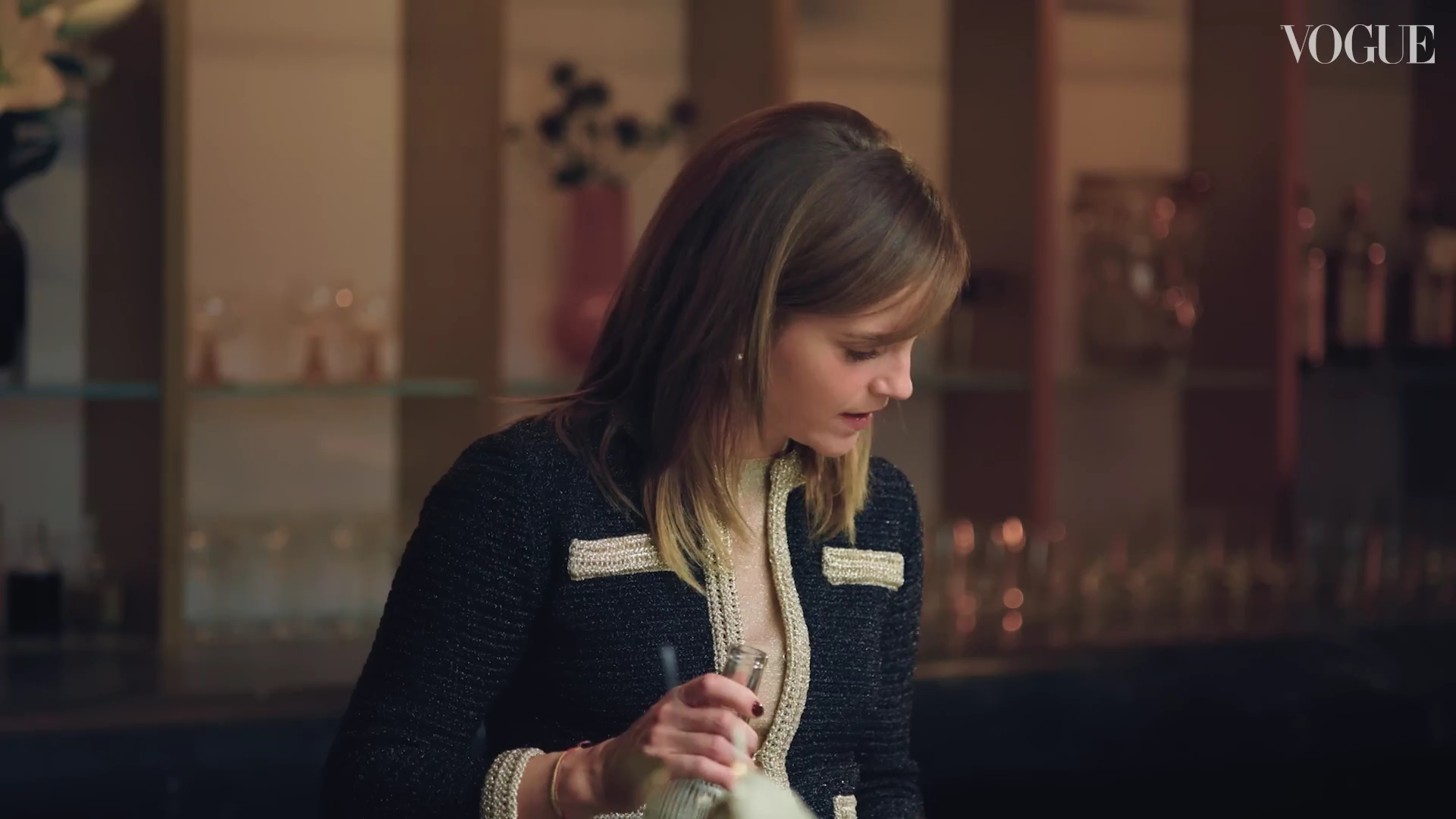 EmmaWatsonFan-dot-nl-2023VougeUK-MakingCocktails0077.jpg EmmaWatsonFan-dot-nl-2023VougeUK-MakingCocktails0077.jpg