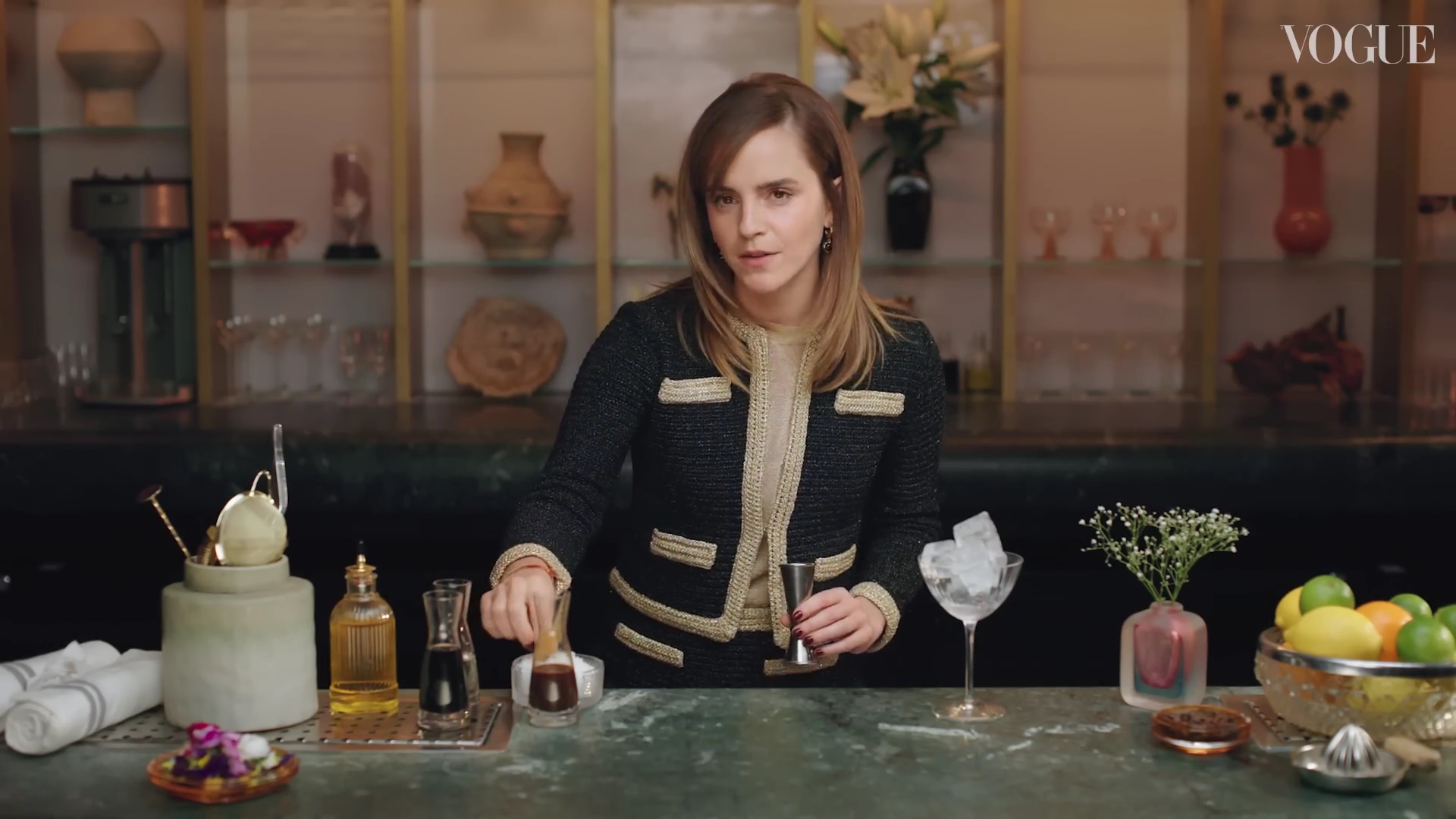 EmmaWatsonFan-dot-nl-2023VougeUK-MakingCocktails0084.jpg