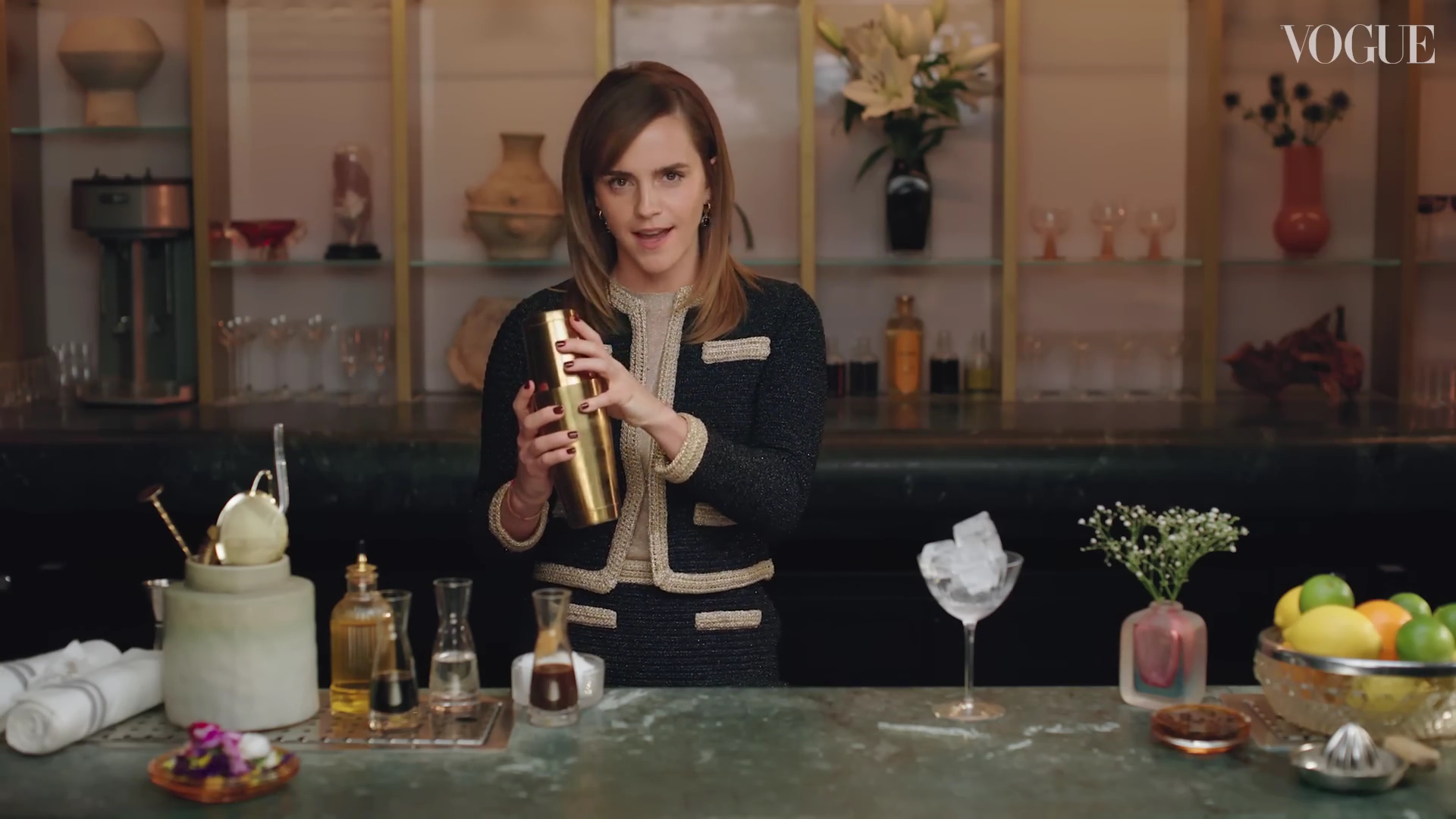 EmmaWatsonFan-dot-nl-2023VougeUK-MakingCocktails0101.jpg EmmaWatsonFan-dot-nl-2023VougeUK-MakingCocktails0101.jpg