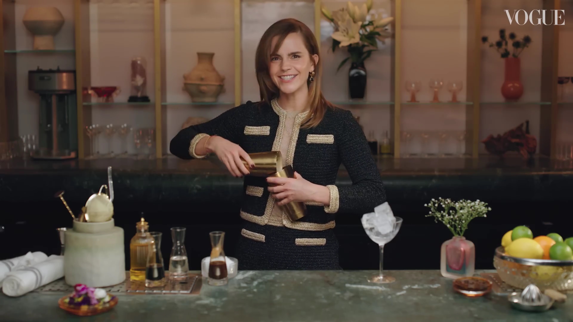 EmmaWatsonFan-dot-nl-2023VougeUK-MakingCocktails0116.jpg EmmaWatsonFan-dot-nl-2023VougeUK-MakingCocktails0116.jpg