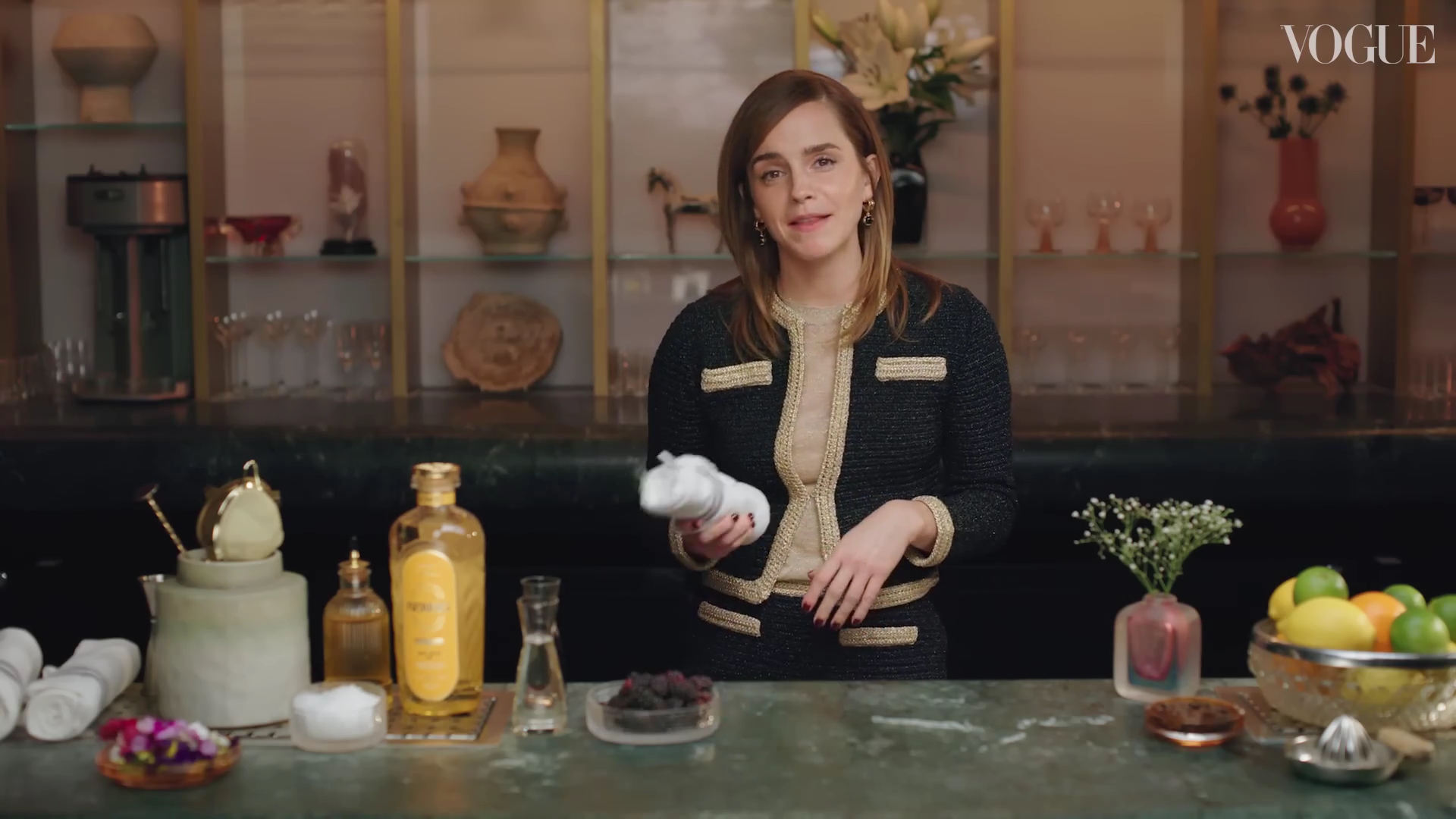 EmmaWatsonFan-dot-nl-2023VougeUK-MakingCocktails0148.jpg EmmaWatsonFan-dot-nl-2023VougeUK-MakingCocktails0148.jpg