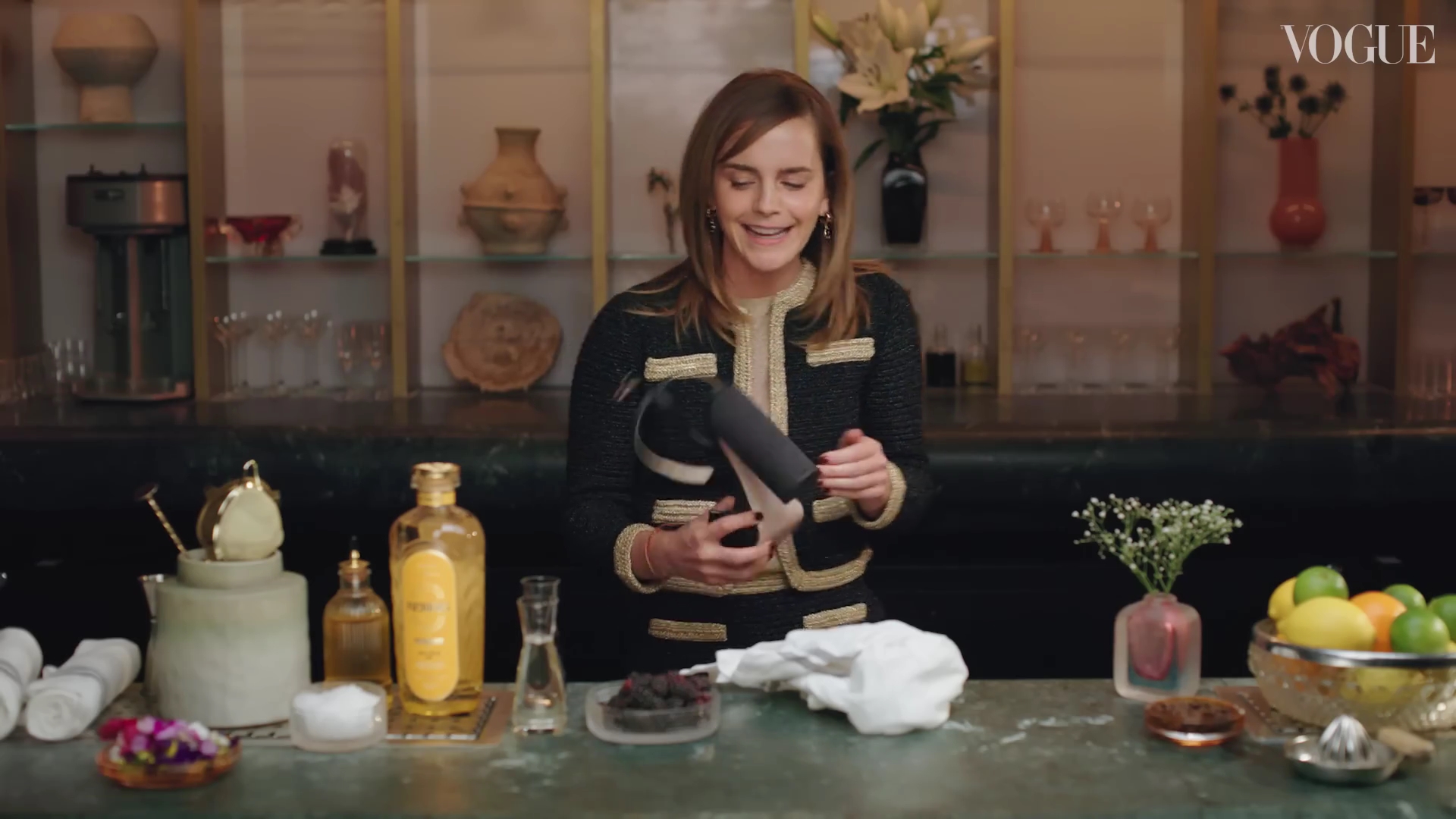 EmmaWatsonFan-dot-nl-2023VougeUK-MakingCocktails0156.jpg