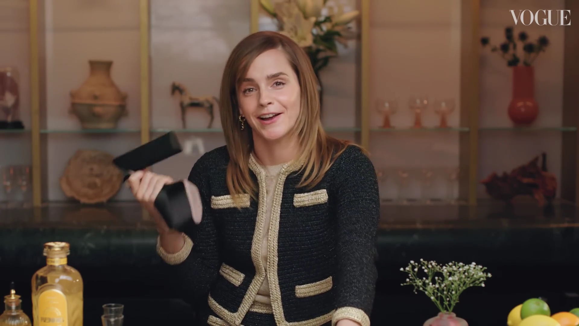 EmmaWatsonFan-dot-nl-2023VougeUK-MakingCocktails0168.jpg