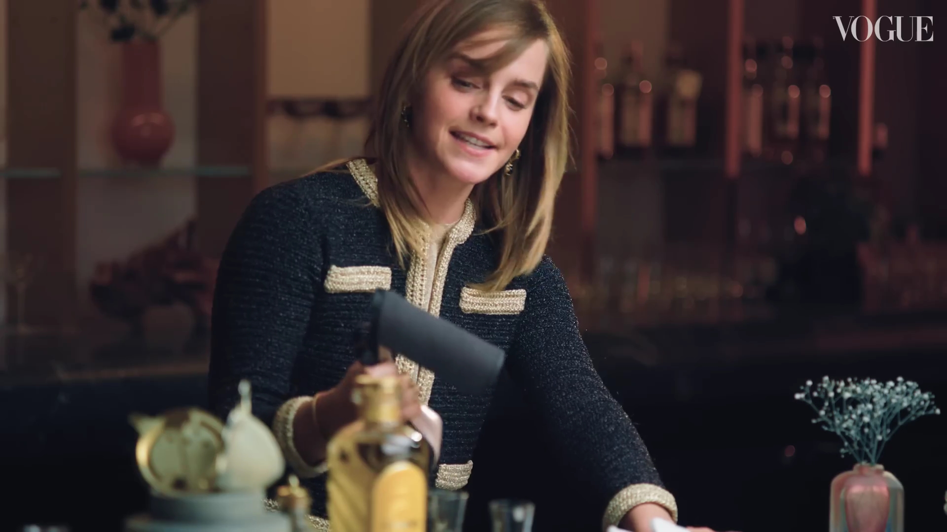 EmmaWatsonFan-dot-nl-2023VougeUK-MakingCocktails0170.jpg EmmaWatsonFan-dot-nl-2023VougeUK-MakingCocktails0170.jpg