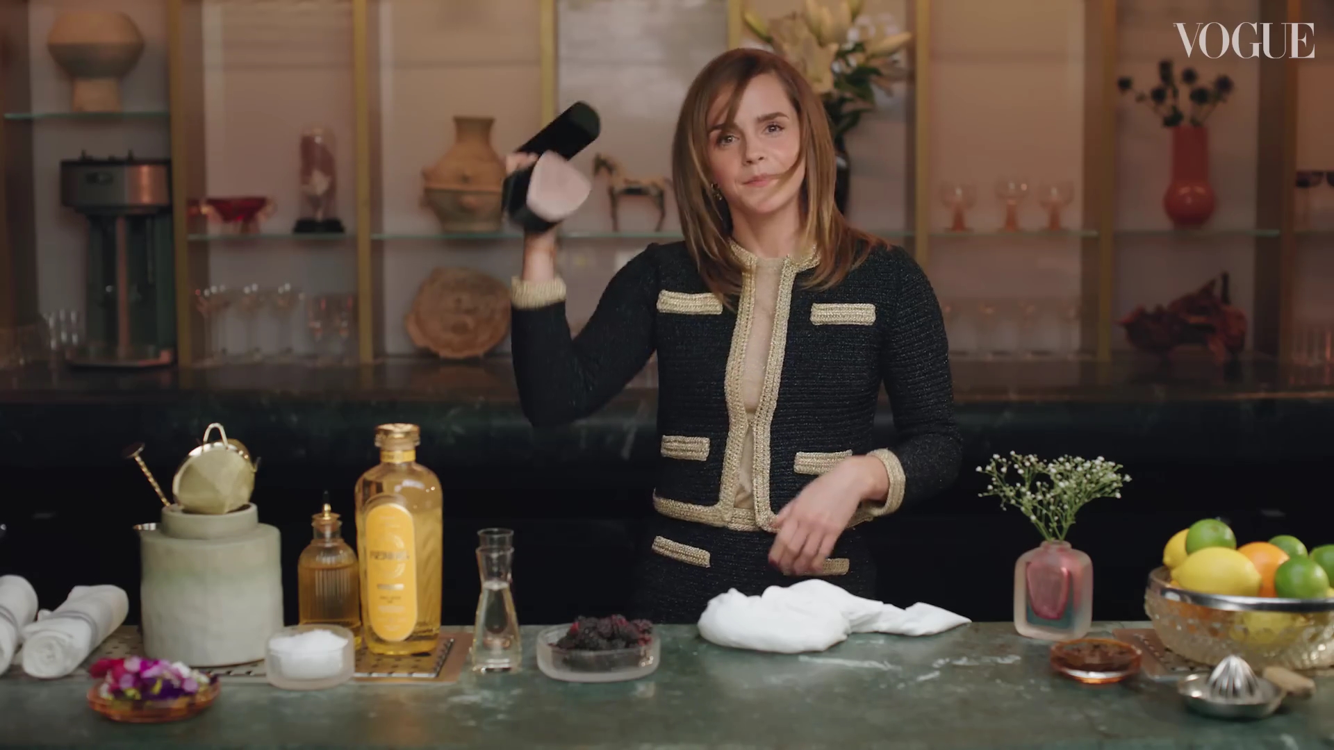 EmmaWatsonFan-dot-nl-2023VougeUK-MakingCocktails0172.jpg