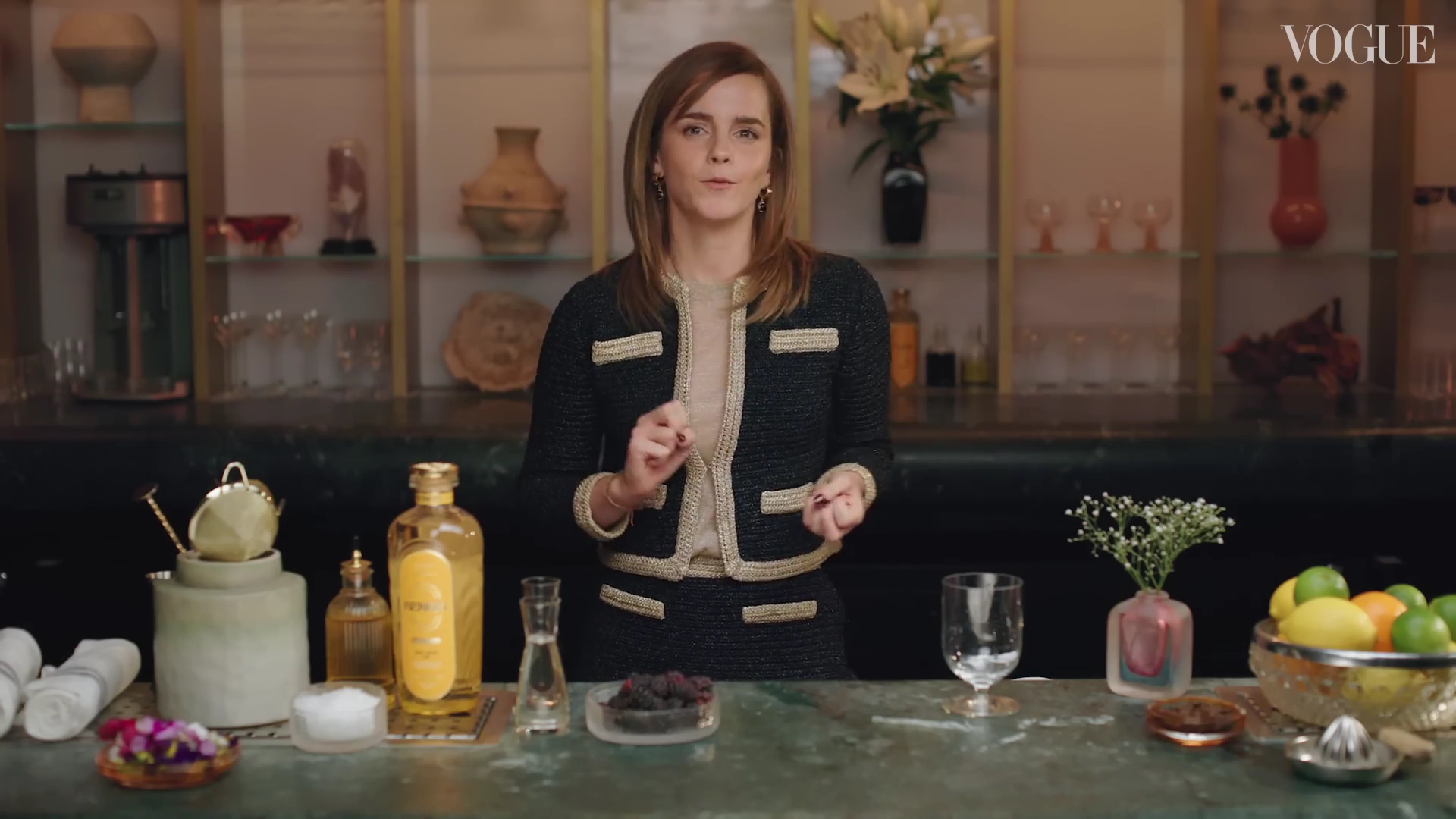 EmmaWatsonFan-dot-nl-2023VougeUK-MakingCocktails0180.jpg